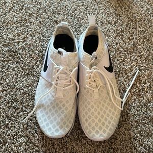 White Nike Tennis Shoes